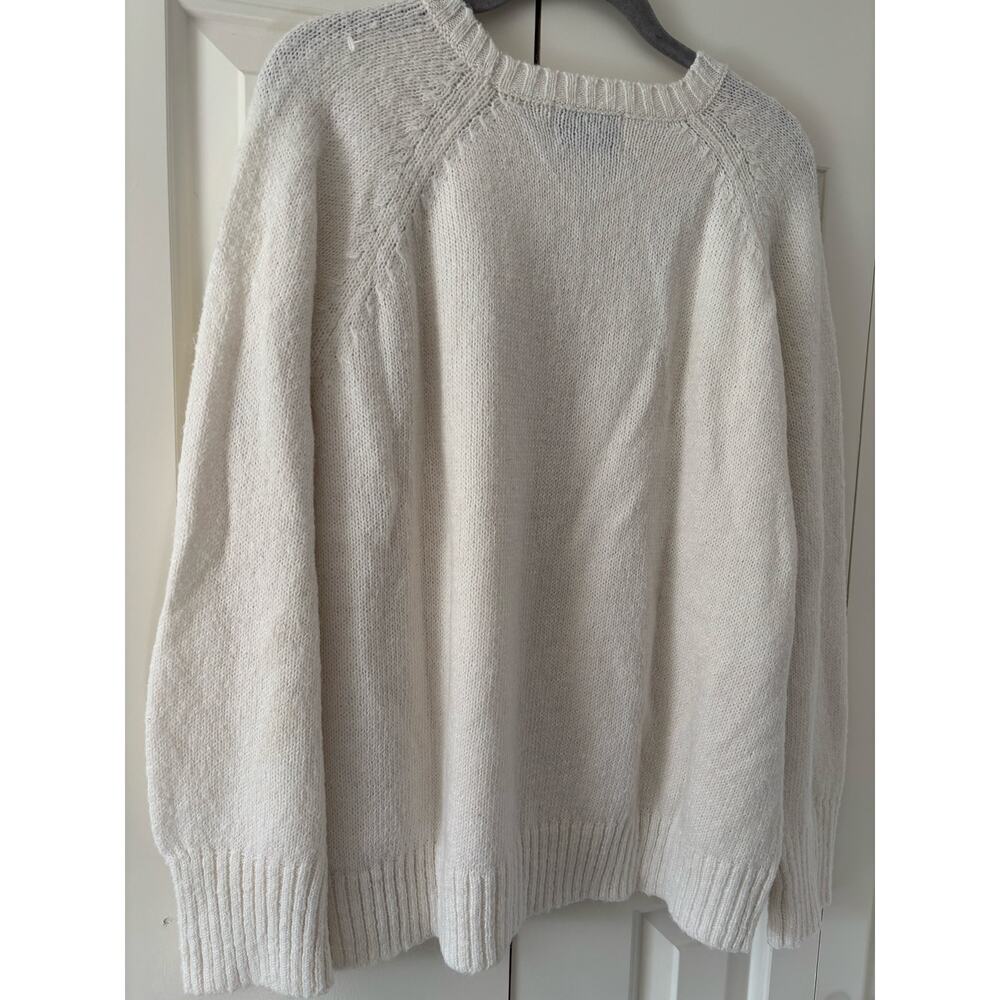 Old Navy Ivory Crewneck Sweater Women’s Medium Soft Cozy Knit Pullover Cream M - Picture 10 of 10